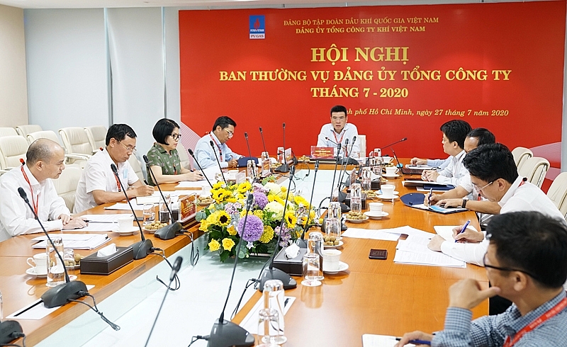 quang canh hoi nghi ban thuong vu dang uy pv gas
