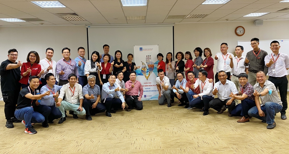 Đổi mới hoạt động, thiết thực chăm lo cho người lao động