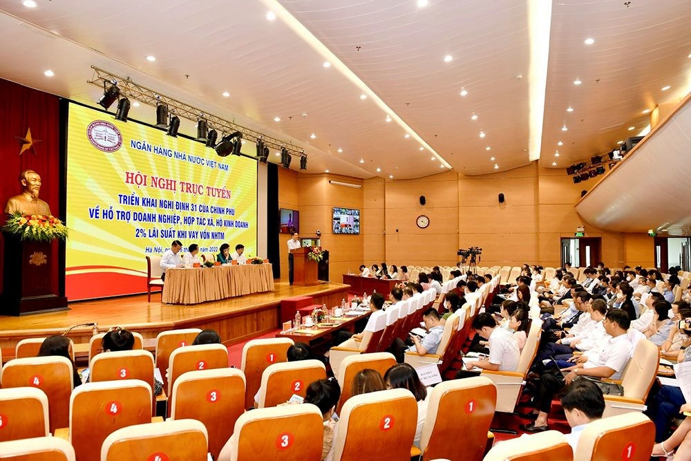 Gói hỗ trợ lãi suất 2%: “Phao vàng” không dành cho tất cả Gói hỗ trợ lãi suất 2%: “Phao vàng” không dành cho tất cả