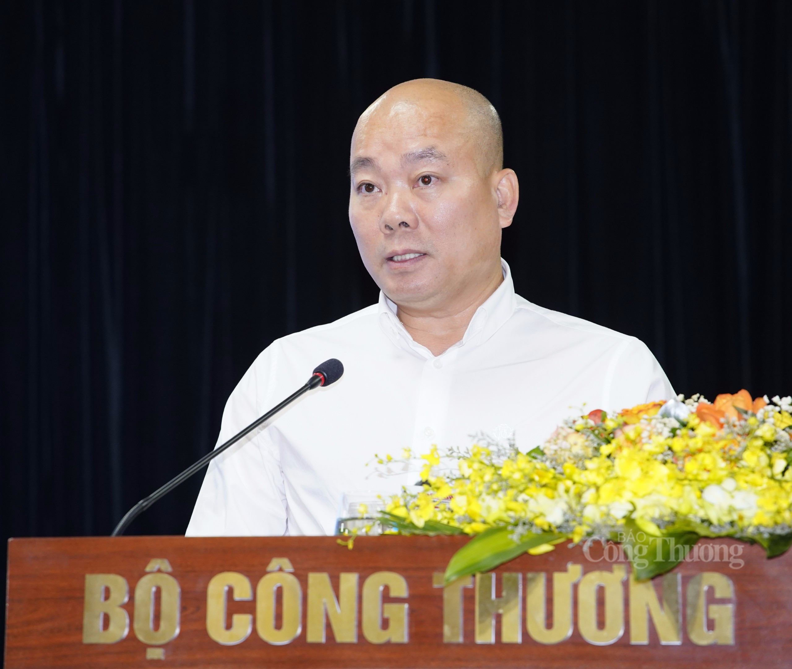 Xúc tiến thương mại: Thúc đẩy tiêu thụ sản phẩm trong và ngoài nước