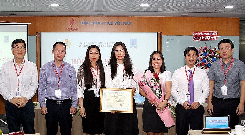 Điểm tựa vững chắc cho người lao động diem tua vung chac cho nguoi lao dong 141764