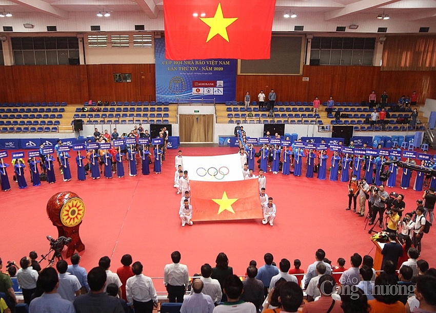 Khai mạc Giải bóng bàn Cup Hội nhà báo Việt Nam lần thứ XIV khai-mac-giai-bong-ban-cup-hoi-nha-bao-viet-nam-lan-thu-xiv-3