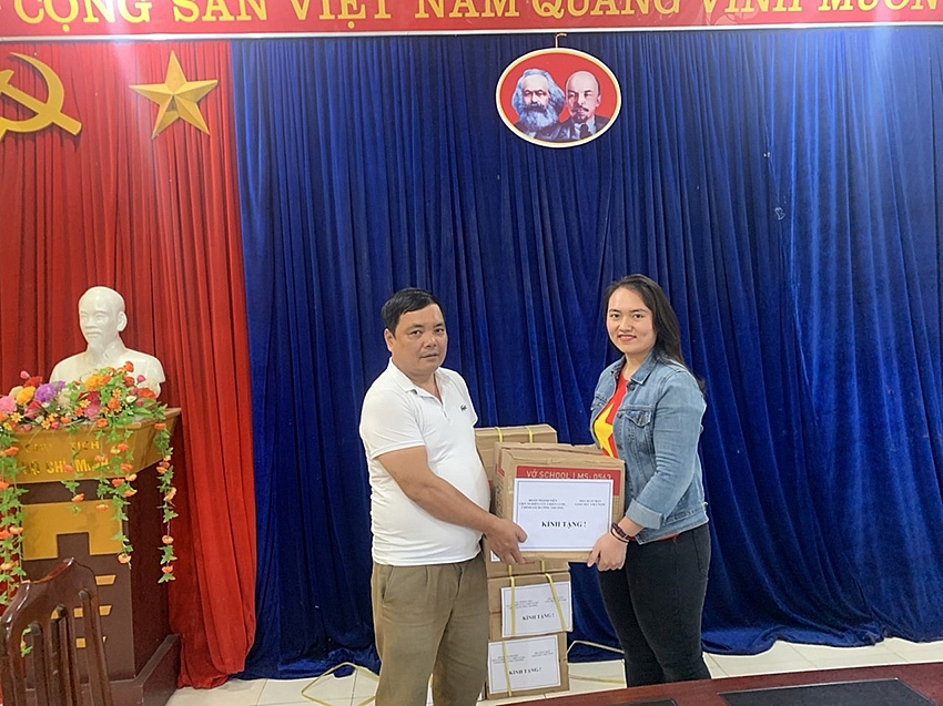 Tuổi trẻ Bộ Công Thương “thắp sáng” vùng cao tuoi-tre-bo-cong-thuong-thap-sang-vung-cao-7