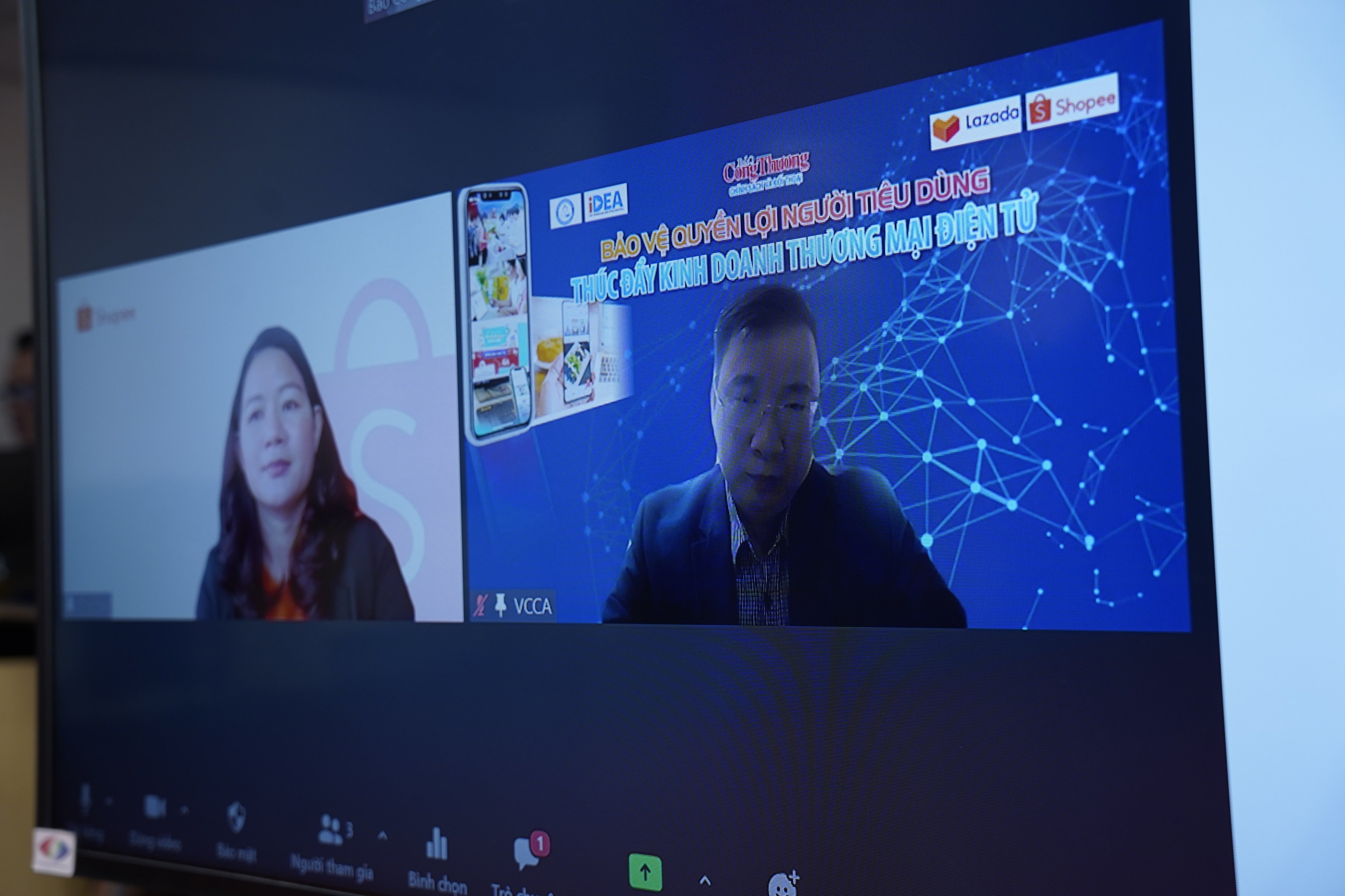Phát triển thương mại điện tử, gắn với bảo vệ quyền lợi người tiêu dùng
