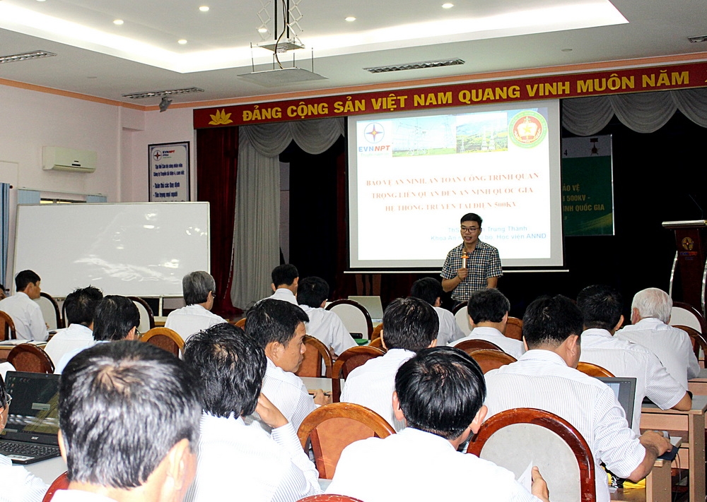 ptc4 to chuc khoa boi duong ve phap luat nghiep vu bao ve he thong truyen tai dien 500 kv cong trinh quan trong lien quan den an ninh quoc gia
