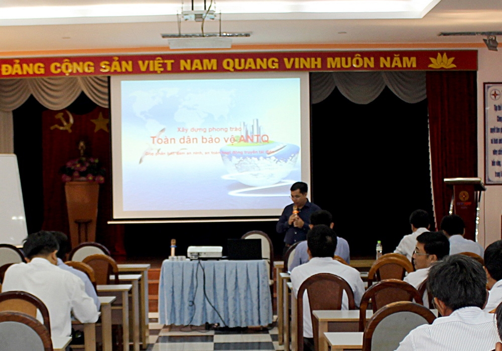 ptc4 to chuc khoa boi duong ve phap luat nghiep vu bao ve he thong truyen tai dien 500 kv cong trinh quan trong lien quan den an ninh quoc gia