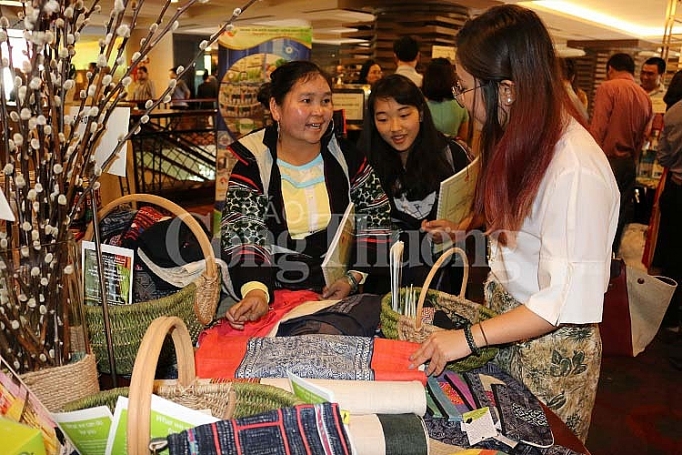 Khởi nghiệp vùng dân tộc thiểu số - Đường khó đã có mạng! khoi nghiep vung dan toc thieu so duong kho da co mang