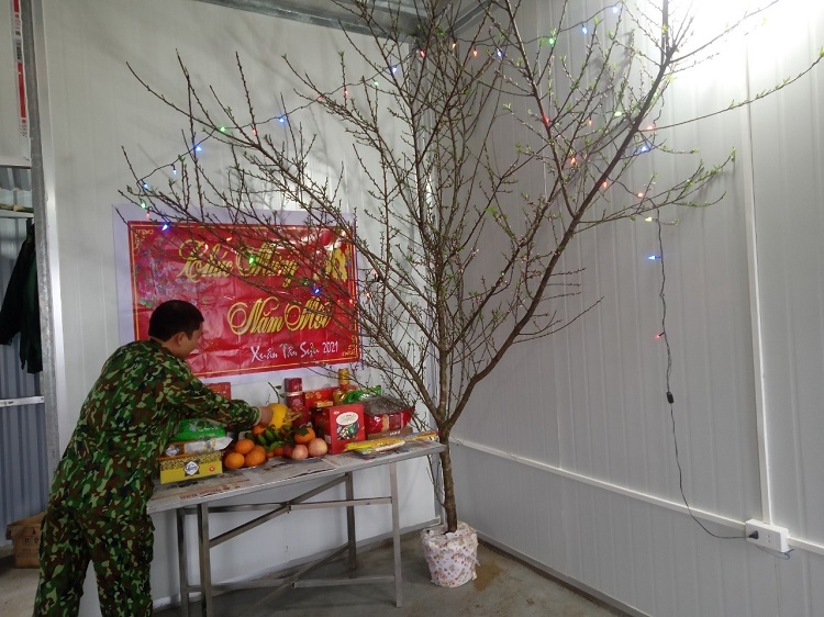 Tết xa nhà nhưng vẫn được cán bộ, chiến sĩ BP trên chốt chuẩn bị rất chu đáo