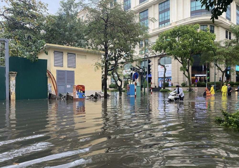 Dự báo thời tiết ngày 30/5: Miền Bắc ngày nắng oi, chiều tối có mưa to