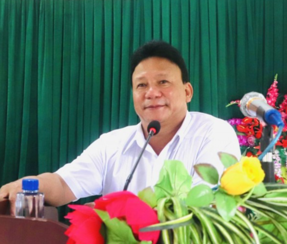 Xây dựng niềm tin tôn giáo đúng đắn để đồng bào tin vào Đảng và chế độ Xây dựng niềm tin tôn giáo đúng đắn để đồng bào tin vào Đảng và chế độ