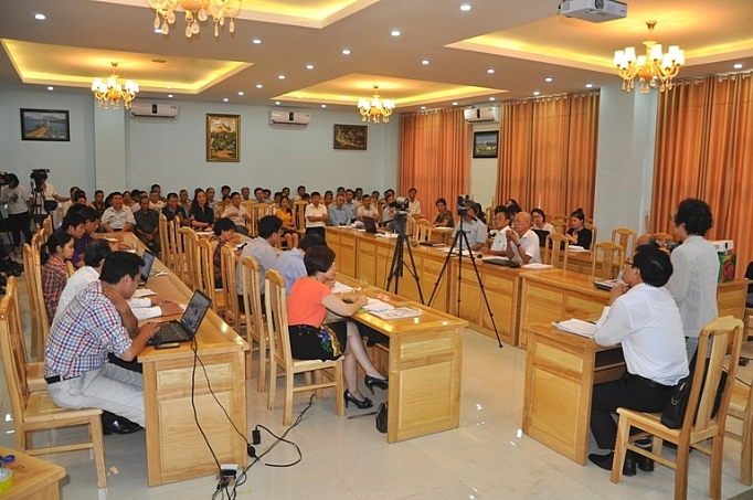 Dừng sử dụng amiang trắng: Để nguy cơ ung thư không còn ám ảnh mỗi nếp nhà dung su dung amiang trang de nguy co ung thu khong con am anh moi nep nha