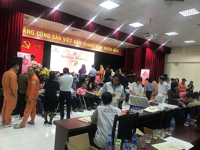 tuoi tre evnhanoi nhung nghia cu dep trong thang tri an