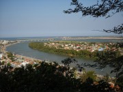 Đầu cầu kinh tế quan trọng