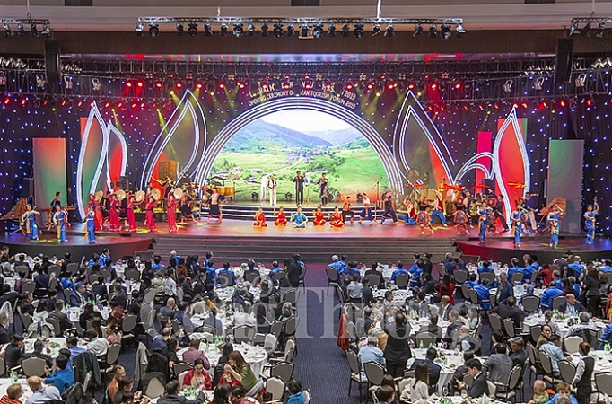 Xây dựng ASEAN thành một điểm du lịch chung hấp dẫn xay dung asean thanh mot diem du lich chung hap dan