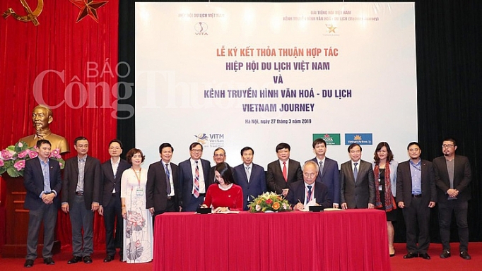 Hiệp hội Du lịch Việt Nam và Đài tiếng nói Việt Nam ký hợp tác truyền thông hiep hoi du lich viet nam dai tieng noi viet nam ky ket hop tac truyen thong