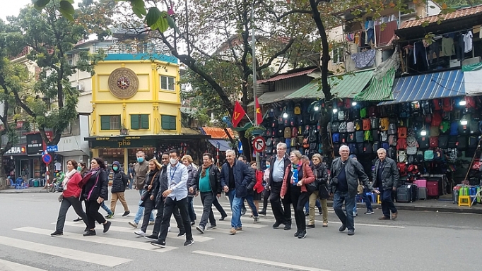 xu ly nghiem moi hanh vi ky thi tu choi phuc vu khach du lich nuoc ngoai