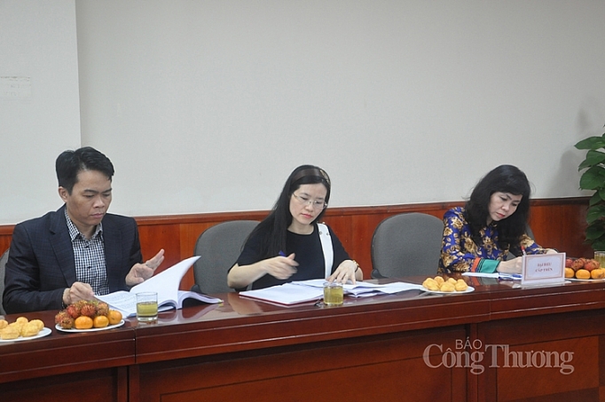 Nâng cao năng lực lãnh đạo, sức chiến đấu của cấp ủy Đảng, xây dựng chi bộ trong sạch, vững mạnh nang cao nang luc lanh dao suc chien dau cua cap uy dang xay dung chi bo trong sach vung manh