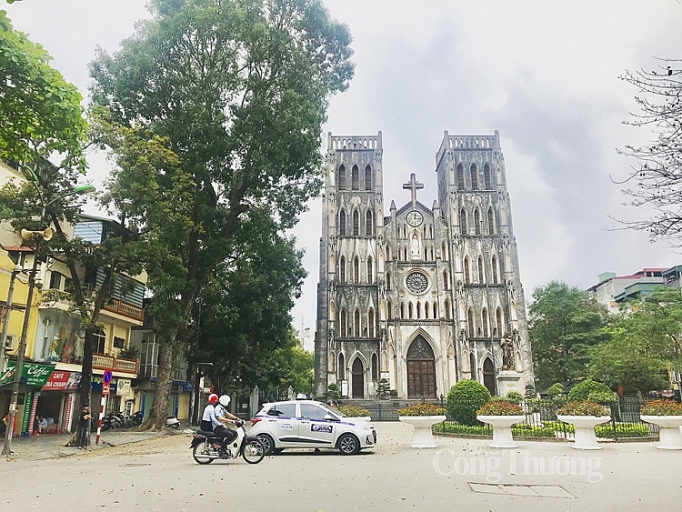 ha noi nhip song dang cham lai