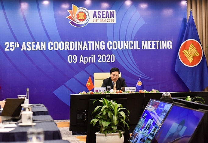 Hội nghị Cấp cao đặc biệt ASEAN và Hội nghị Cấp cao đặc biệt ASEAN+3: Hợp tác, đẩy lùi dịch Covid-19 hoi nghi cap cao dac biet asean va hoi nghi cap cao dac biet asean3 hop tac day lui dich covid 19