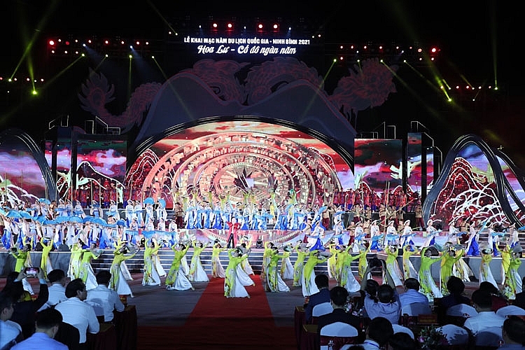 Năm Du lịch quốc gia khai mạc thể hiện sự nỗ lực rất lớn của ngành du lịch Việt Nam Năm Du lịch quốc gia khai mạc thể hiện sự nỗ lực rất lớn của ngành du lịch Việt Nam