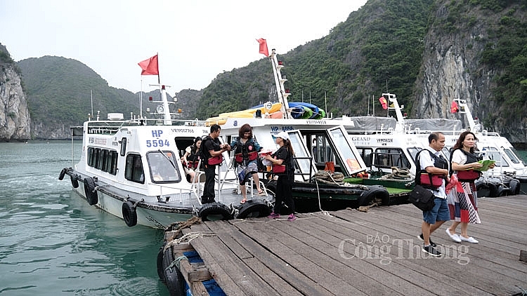 Du lịch - mũi nhọn kinh tế của huyện đảo Cát Hải