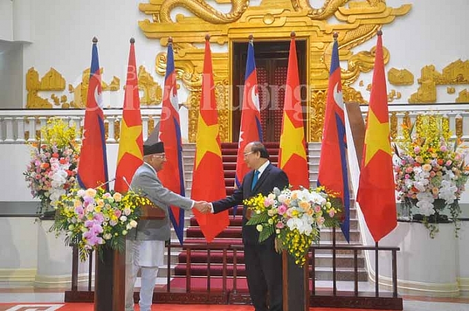 thu tuong nguyen xuan phuc viet nam khang dinh se tiep tuc hop tac chat che voi nepal