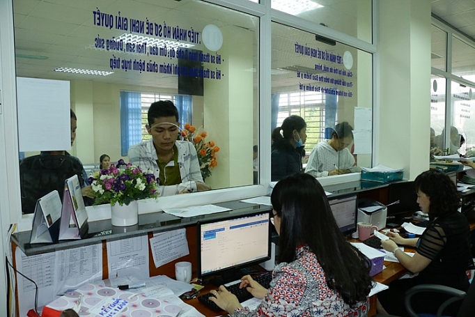 Tránh lạm dụng, trục lợi chính sách khi tạm dừng đóng vào quỹ hưu trí và tử tuất tranh lam dung truc loi chinh sach khi tam dung dong vao quy huu tri va tu tuat