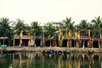 Doanh nghiệp du lịch đương đầu thử thách mới