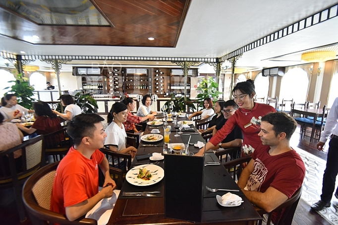 Dấu ấn mới trên Vịnh Hạ Long dau an moi tren vinh ha long