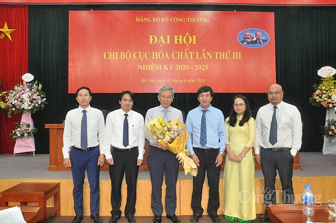 Cục Hóa chất: Đoàn kết, thống nhất, xây dựng Chi bộ trong sạch, vững mạnh cuc hoa chat doan ket thong nhat xay dung chi bo trong sach vung manh