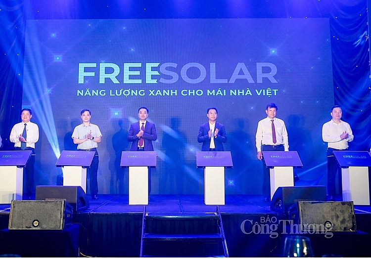 tap doan son ha ra mat san pham dien troi ap mai freesolar