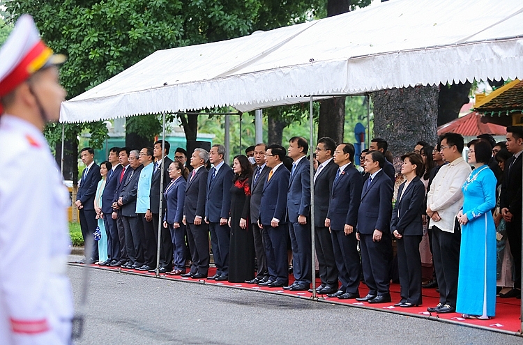 Lễ thượng cờ ASEAN 2020 le thuong co asean 2020