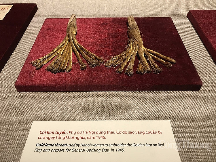 Sống lại thời khắc tháng Tám lịch sử qua các hiện vật quý