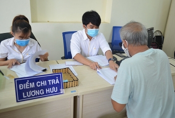 Chi trả lương hưu, trợ cấp bảo hiểm xã hội tháng 9-10/2021 vào một kỳ