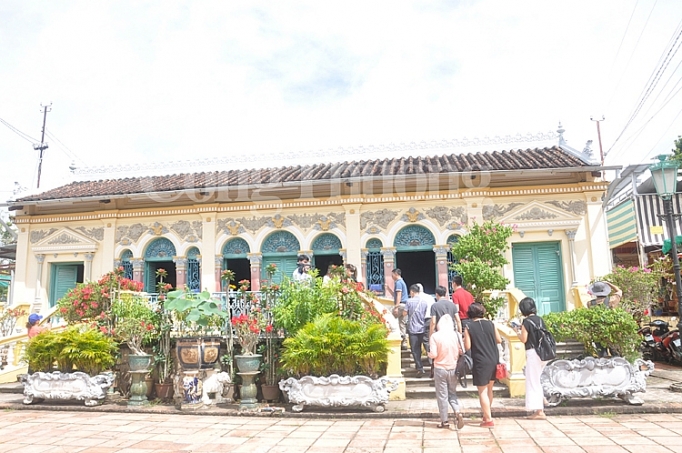 nha co bi nh thu y khoa ng la ng ve de p tay do