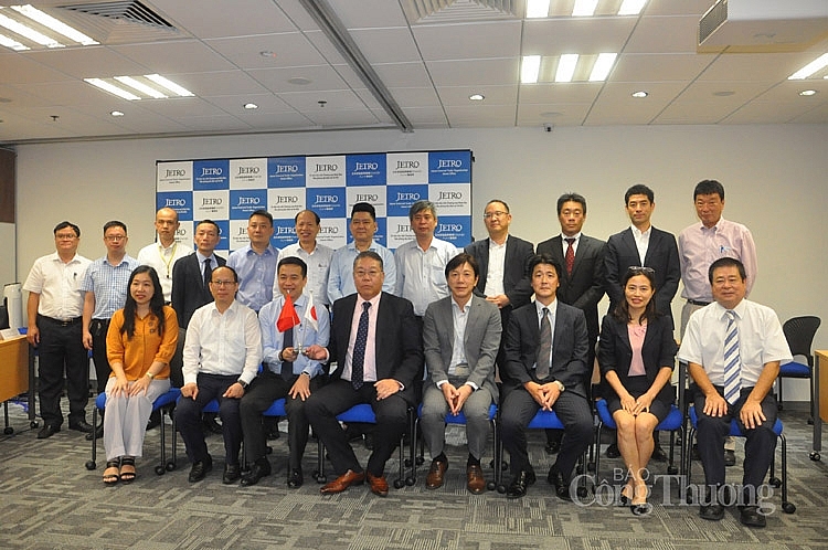 Các đại diện Việt Nam - Nhật Bản 1114-1-copy