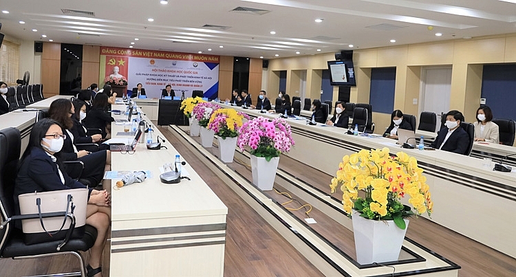 Giải pháp khoa học, kỹ thuật hướng đến mục tiêu phát triển bền vững Giải pháp khoa học, kỹ thuật hướng đến mục tiêu phát triển bền vững