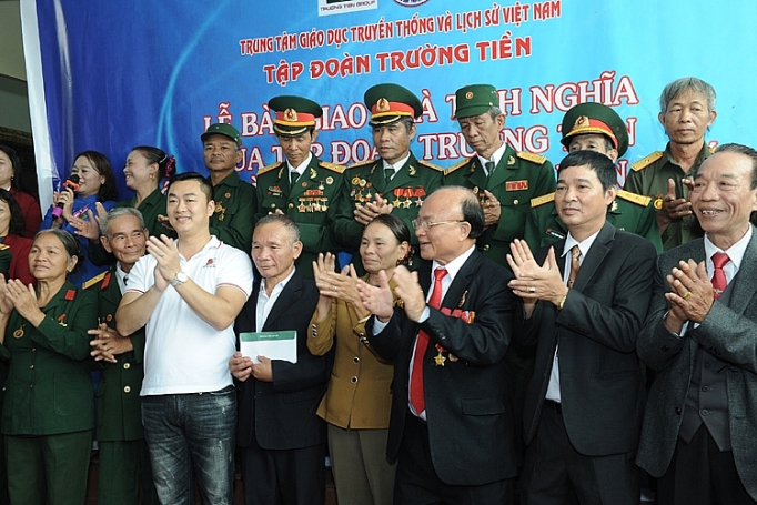 Tập đoàn Trường Tiền thực hiện hành trình lan tỏa lòng nhân ái tap doan truong tien thuc hien hanh trinh lan toa long nhan ai