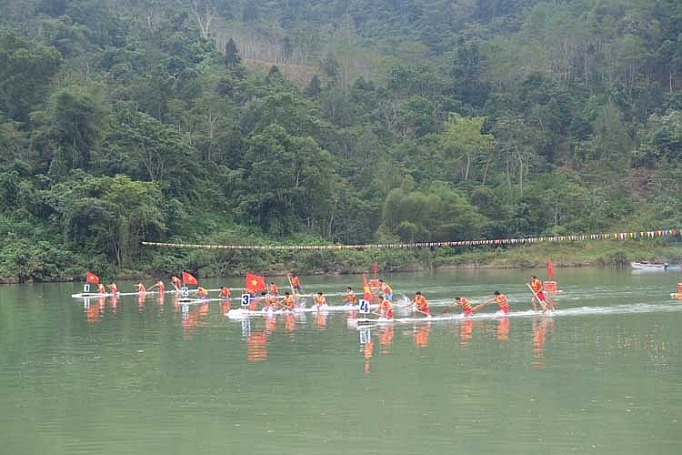 Bắc Mê - sức hút mới của du lịch Hà Giang bac me suc hut moi cua du lich ha giang