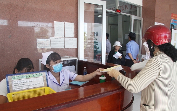 Đề nghị đảm bảo cung ứng đủ thuốc cho người bệnh bảo hiểm y tế de nghi dam bao cung ung du thuoc cho nguoi benh ba o hie m y te