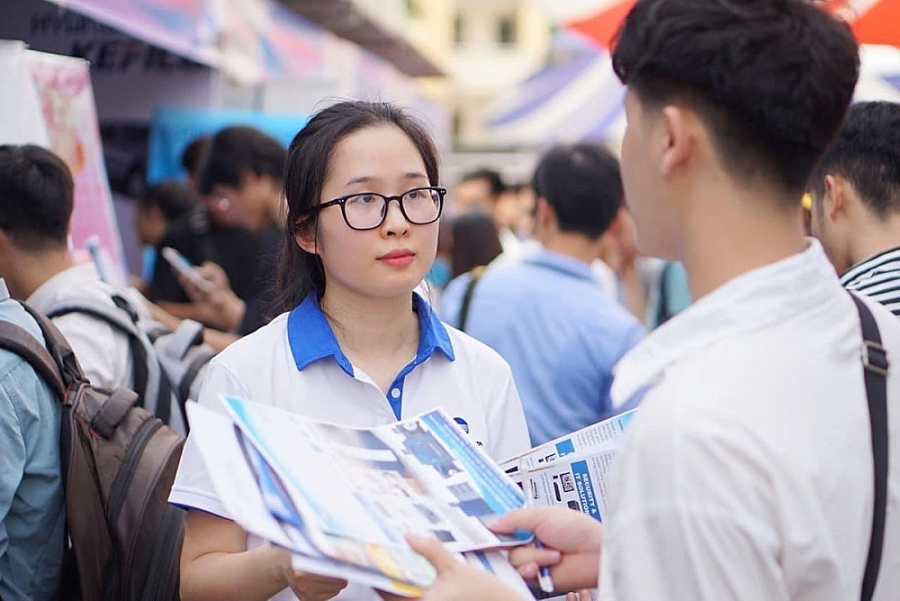 Lao động mất việc làm do dịch Covid-19: Tránh nguy cơ tạo một thế hệ bị phong tỏa Lao động mất việc làm do dịch Covid 19: Tránh nguy cơ tạo một thế hệ bị phong tỏa