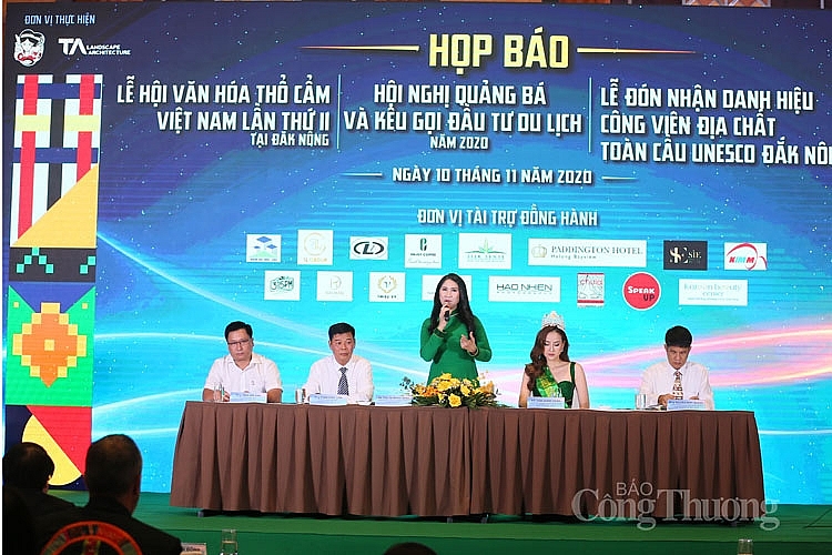 Đắk Nông tạo động lực bảo tồn, tìm kiếm thị trường cho dệt thổ cẩm