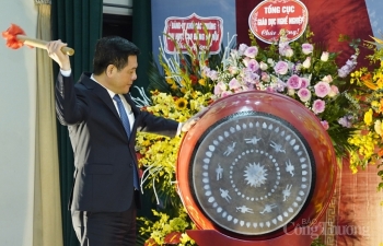 Đẩy mạnh gắn kết giữa đào tạo với đáp ứng nhu cầu thực tiễn của xã hội