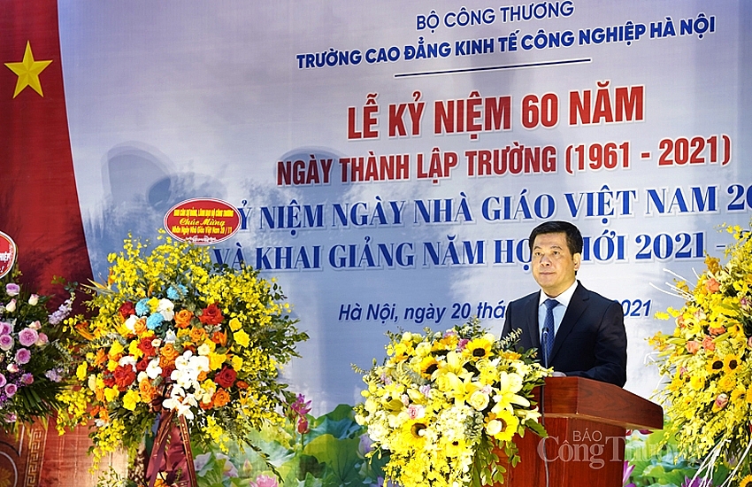 Đổi mới chất lượng đào tạo, đáp ứng yêu cầu nhiệm vụ trong tình hình mới Đổi mới chất lượng đào tạo, đáp ứng yêu cầu nhiệm vụ trong tình hình mới