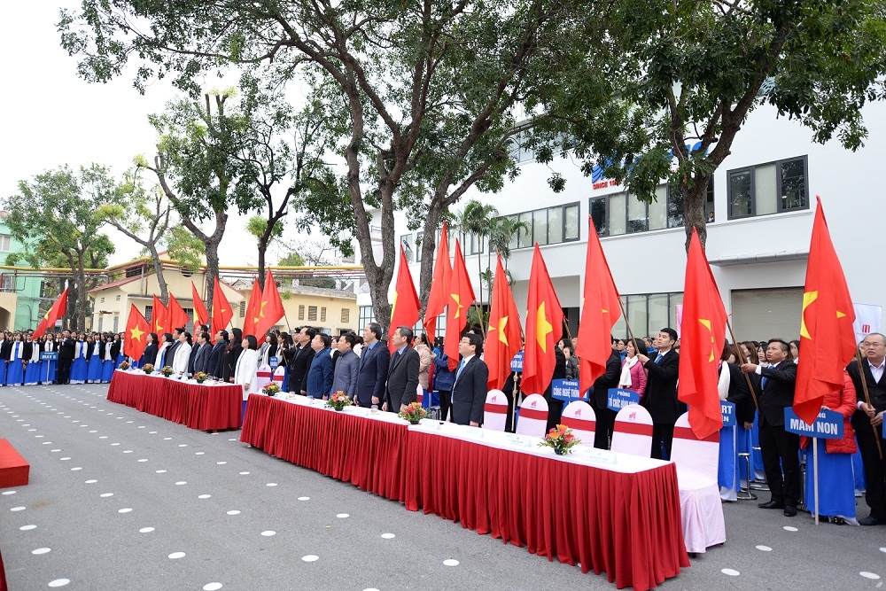 May 10 ra quân sản xuất đầu năm mới 2019 may 10 ra quan san xuat dau nam moi 2019