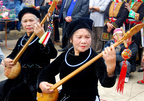 14 tinh tham gia lien hoan hat then dan tinh tai ha giang