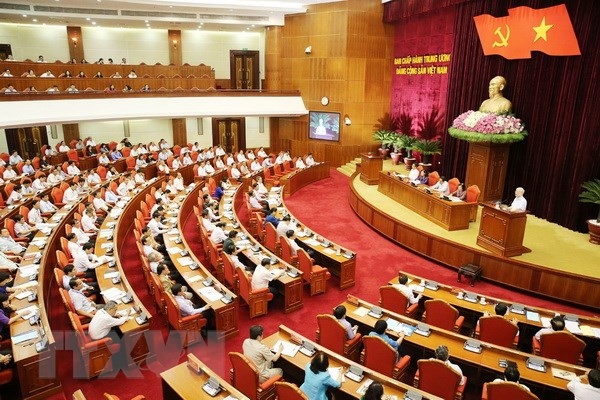 tong bi thu phat huy dan chu la dong luc phat trien kinh te xa hoi