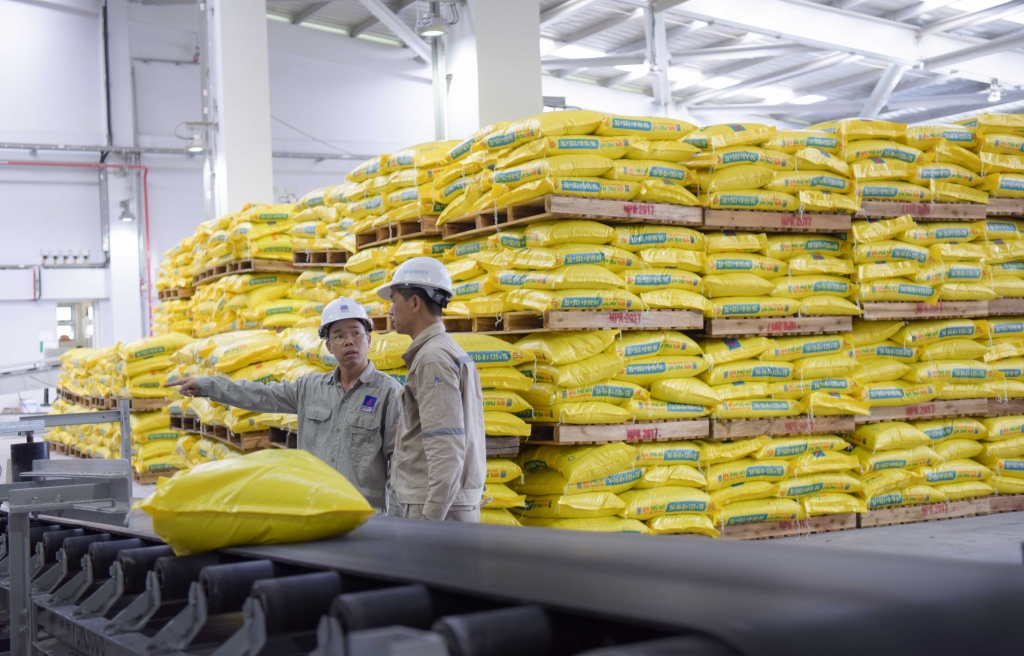 PVFCCo làm rõ các nghi vấn của cổ đông pvfcco lam ro cac nghi van cua co dong