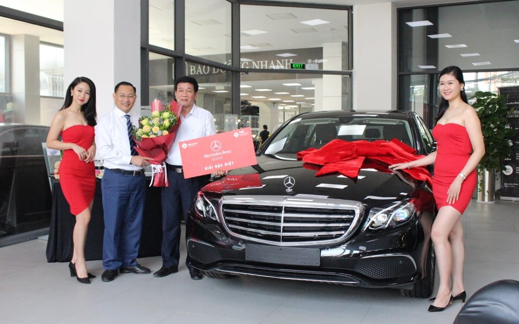 mua can ho nhan thuong xe sang mercedes hon 2 ty dong