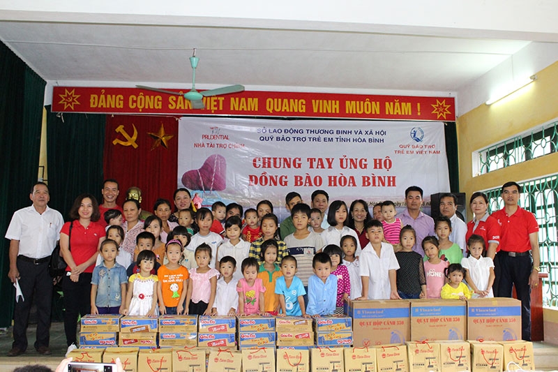 prudential danh 15 ty dong cho hoat dong cuu tro thien tai